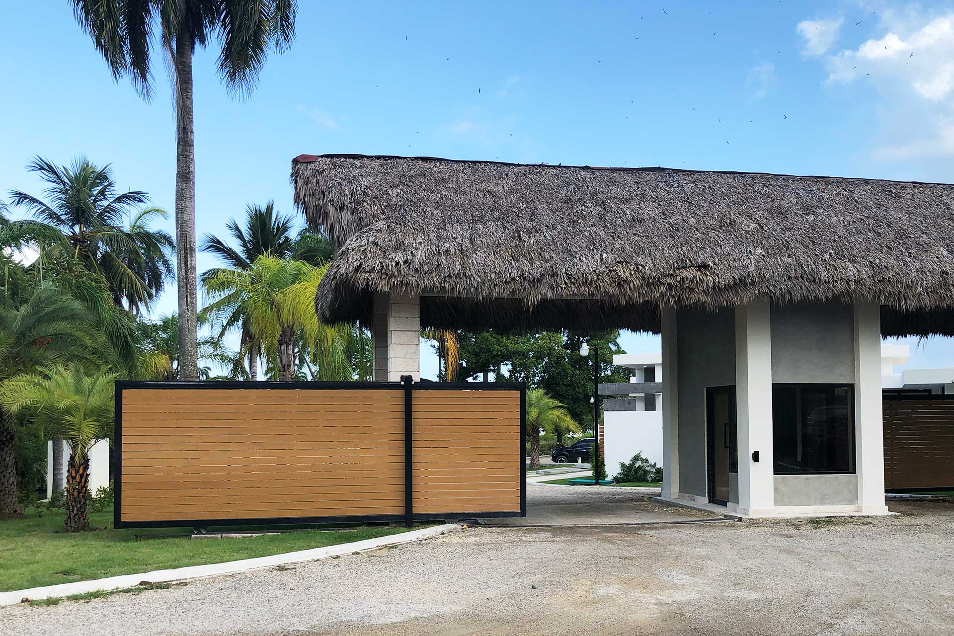 Surf Village Residence - Entrance Image